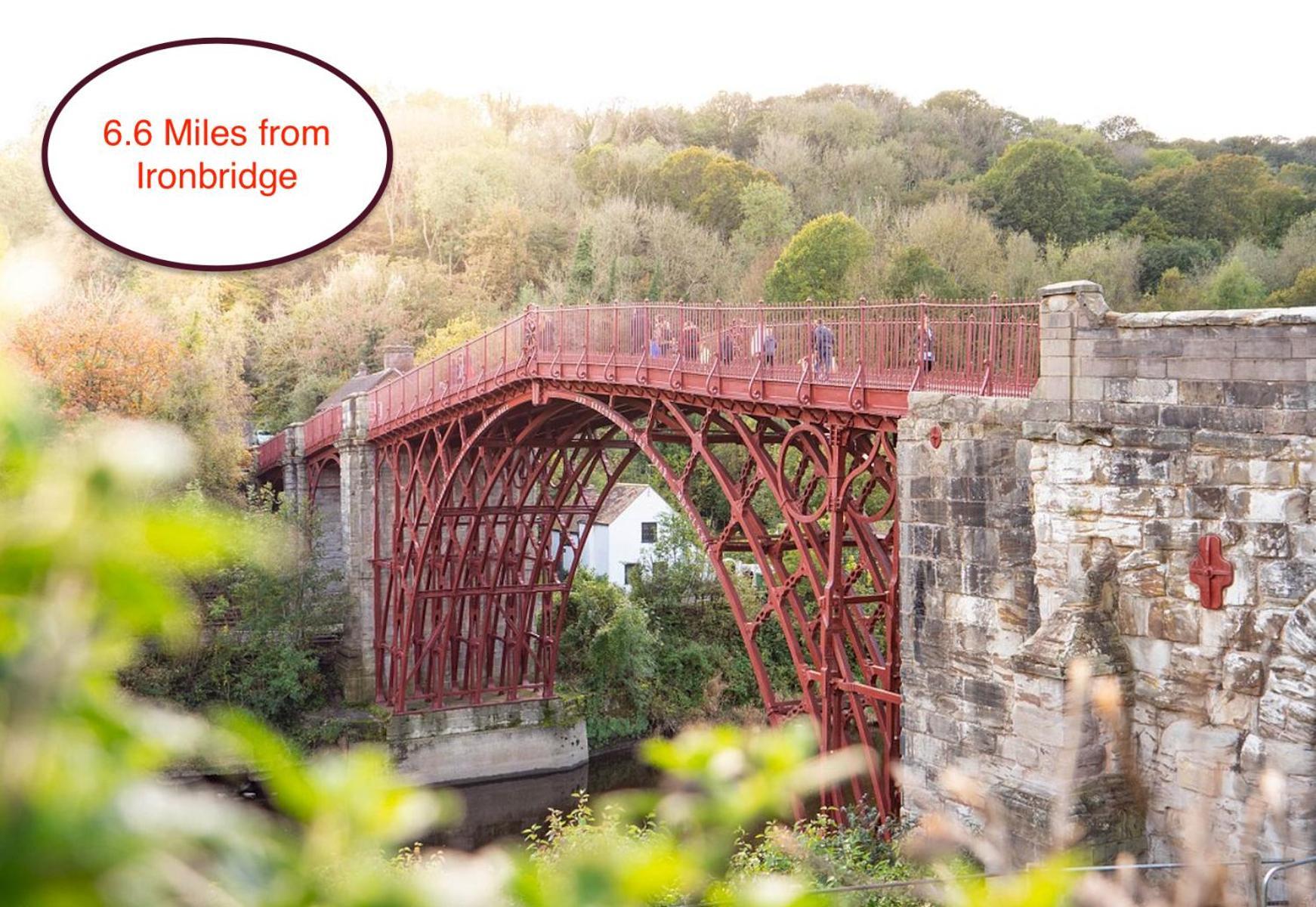247 Serviced Accommodation In Telford- 3Br House 외부 사진